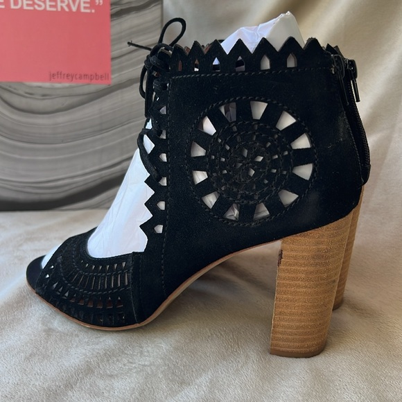 Jeffrey Campbell Cordia black suede